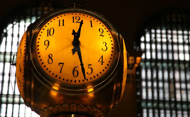 grand-central-clock-time-runs-out